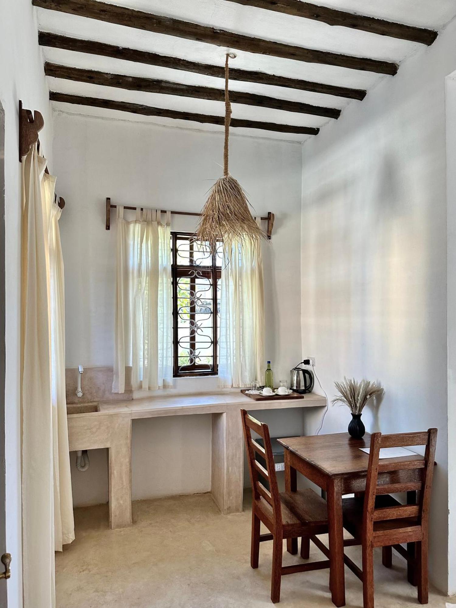 Chokoro House Hotel ปาเยอ ภายนอก รูปภาพ